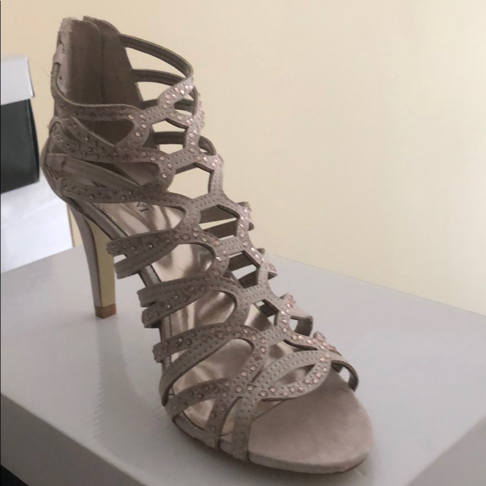 Alfa I sandals size 7.5